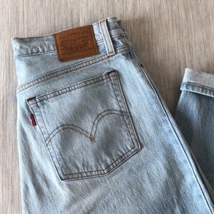 Levi’s Wedgie Fit Straight Jeans